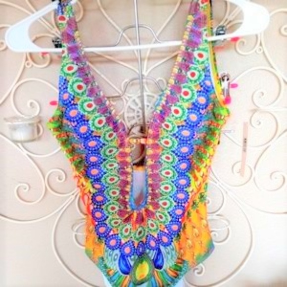 La Moda Resortwear One Piece Swimsuit - Picture 2 of 6